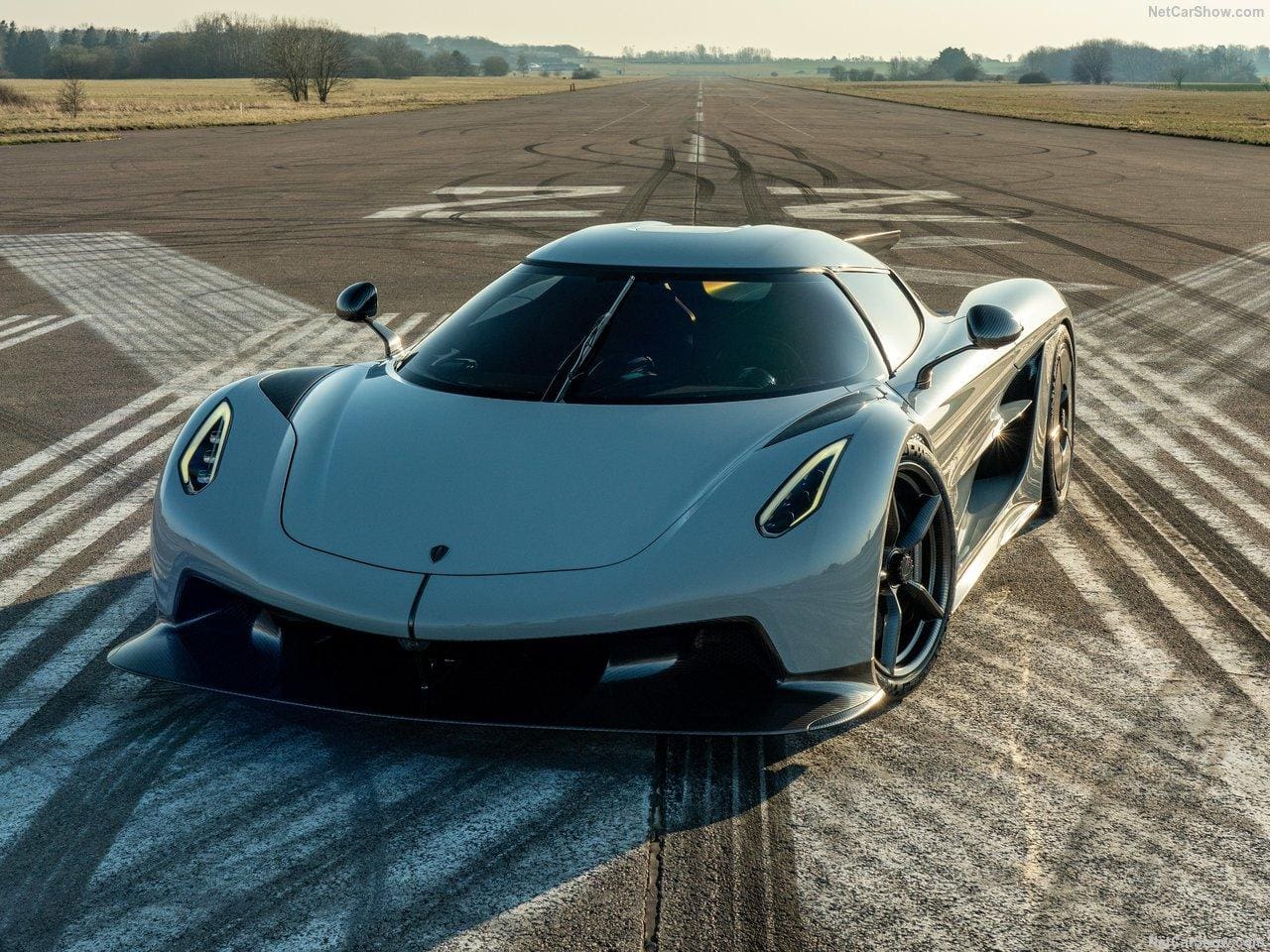 autotempo-koenigsegg-jesko-absolut-1708389739.jpeg